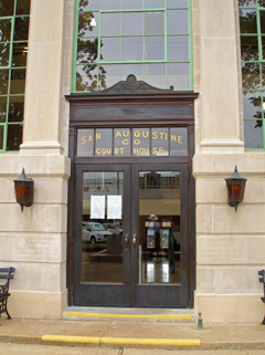 Entry to San Augustine’s restored courthouse.