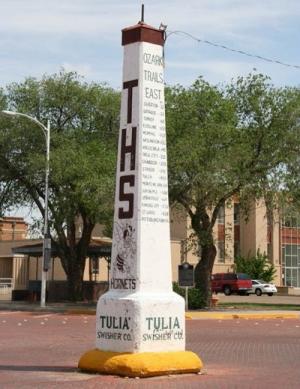 Concrete obelisk on former Ozark Trail alignment in Tulia, courtesy TxDOT/Mead & Hunt, Inc.